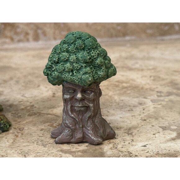 Whimsical Tree-Themed Figurine Set of 3 Featuring Reading Tree Tree Stump Candle - Picture 4 of 10